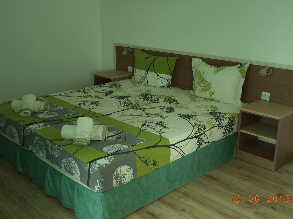 Sveti Georgi Guest House Sozopol Habitación foto